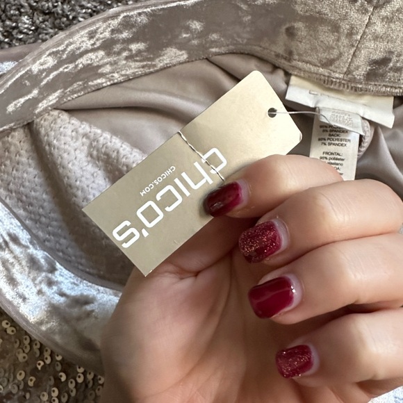 Chico's The Ultimate Fit Sequin/Crushed Velvet Pull on pants size 1.5 - Picture 8 of 11